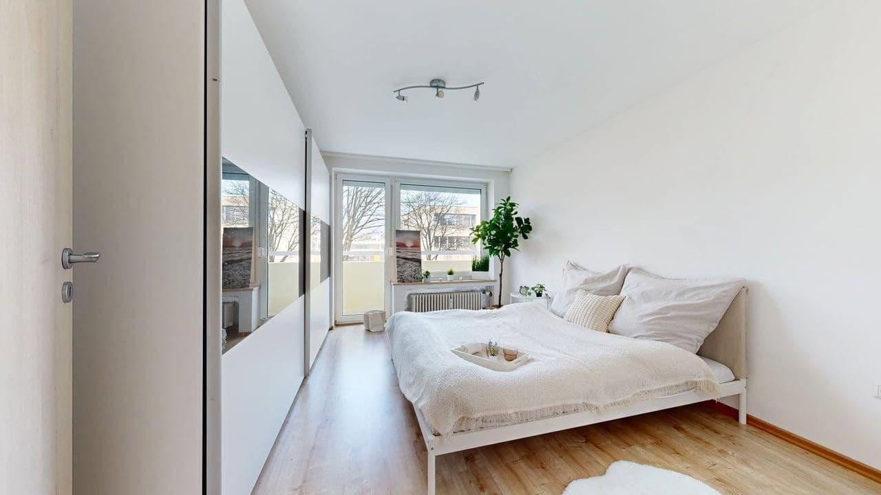 Pronájem bytu 3+1 81 m², Jagdfeldring 60, Haar, Bavorsko Pronájem bytu 3+1 81 m², Jagdfeldring 60, Haar, Bavorsko