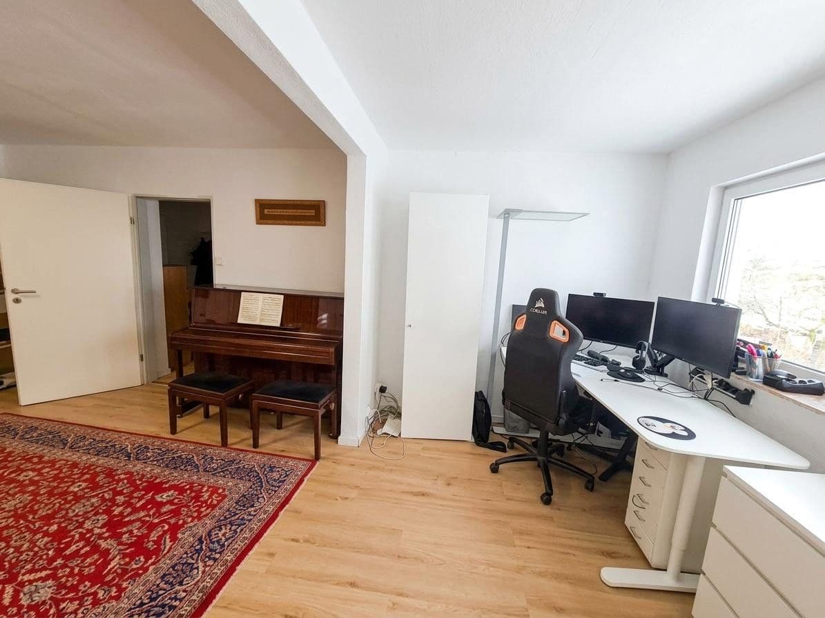 Prodej domu 197 m², pozemek 823 m², Hamburg, Hamburg Prodej domu 197 m², pozemek 823 m², Hamburg, Hamburg