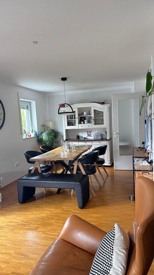 Pronájem bytu 3+kk 112 m², Martin-Luther-Str. 10, Grafing, Bavorsko Pronájem bytu 3+kk 112 m², Martin-Luther-Str. 10, Grafing, Bavorsko