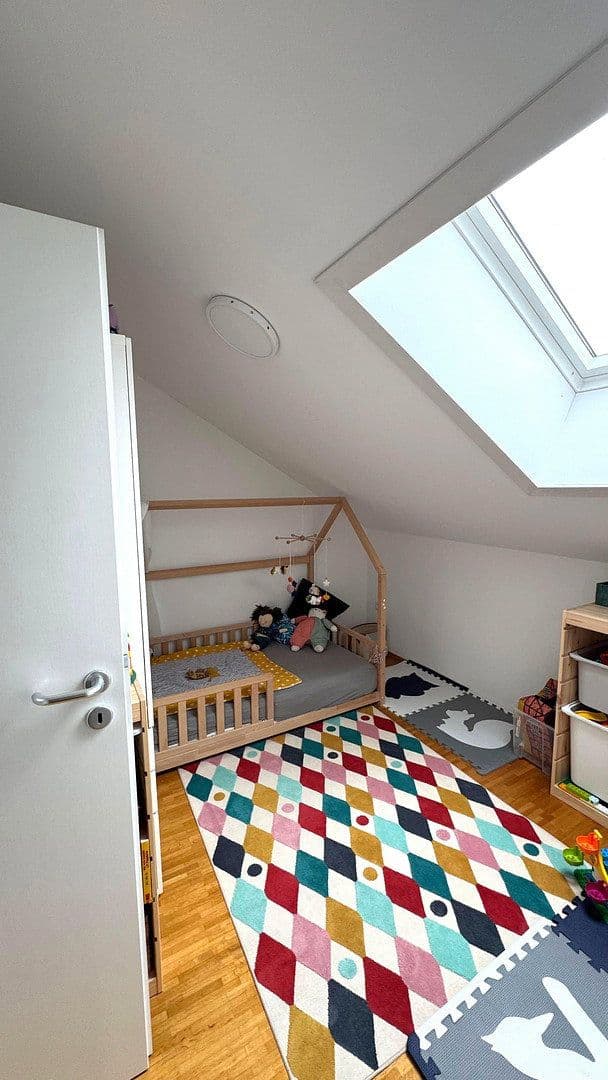 Pronájem bytu 3+kk 112 m², Martin-Luther-Str. 10, Grafing, Bavorsko Pronájem bytu 3+kk 112 m², Martin-Luther-Str. 10, Grafing, Bavorsko
