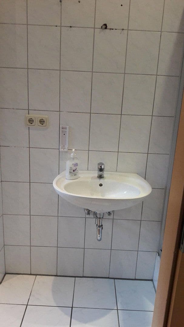 Prodej domu 586 m², pozemek 304 m², Bremerhaven, Bremen Prodej domu 586 m², pozemek 304 m², Bremerhaven, Bremen