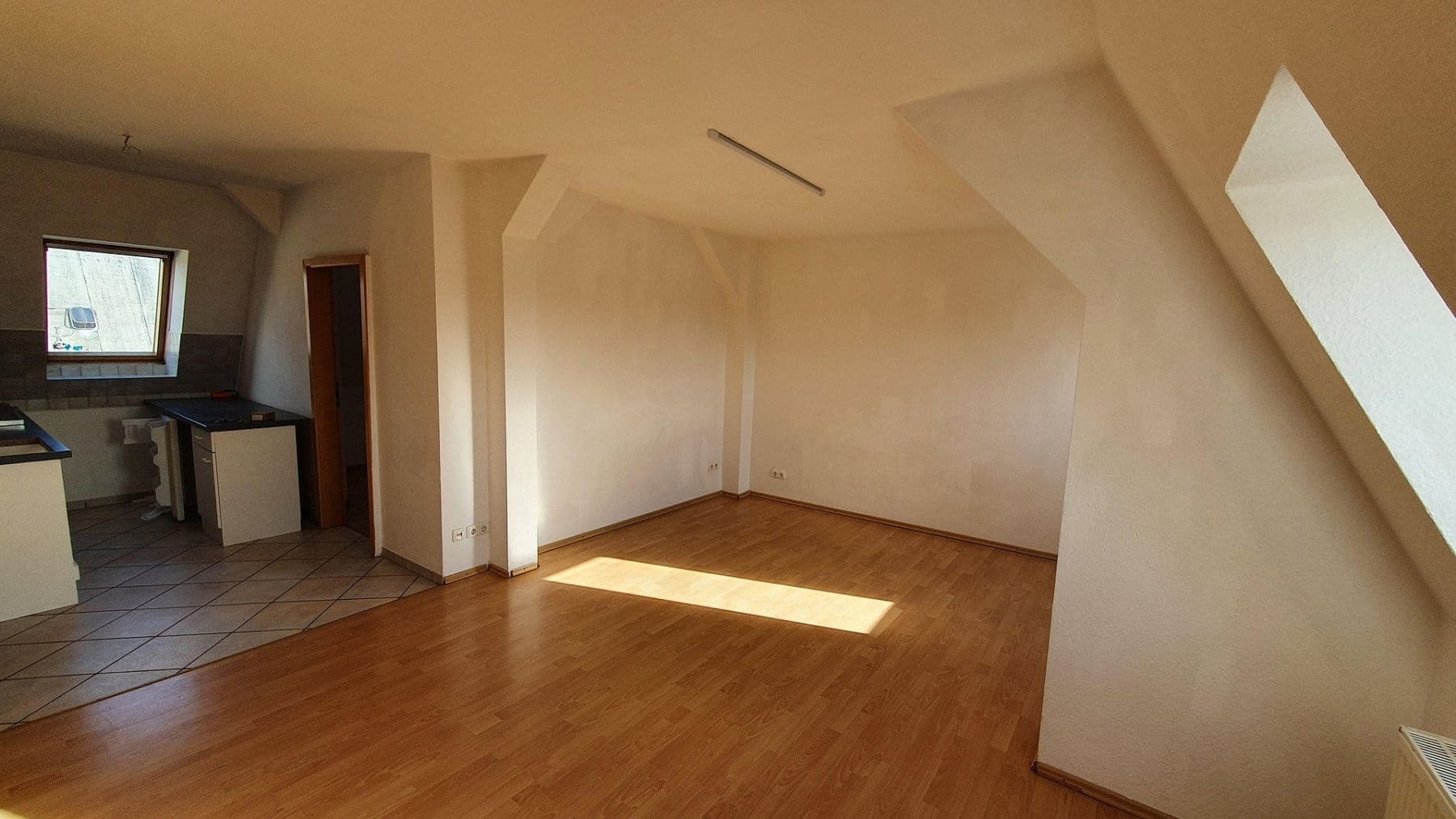 Prodej domu 586 m², pozemek 304 m², Bremerhaven, Bremen Prodej domu 586 m², pozemek 304 m², Bremerhaven, Bremen