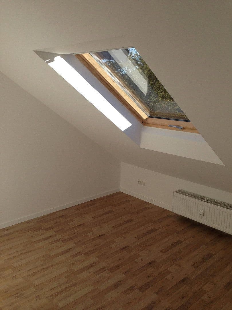 Pronájem bytu 3+1 80 m², Markgrafenstr. 24, München, Bavorsko Pronájem bytu 3+1 80 m², Markgrafenstr. 24, München, Bavorsko