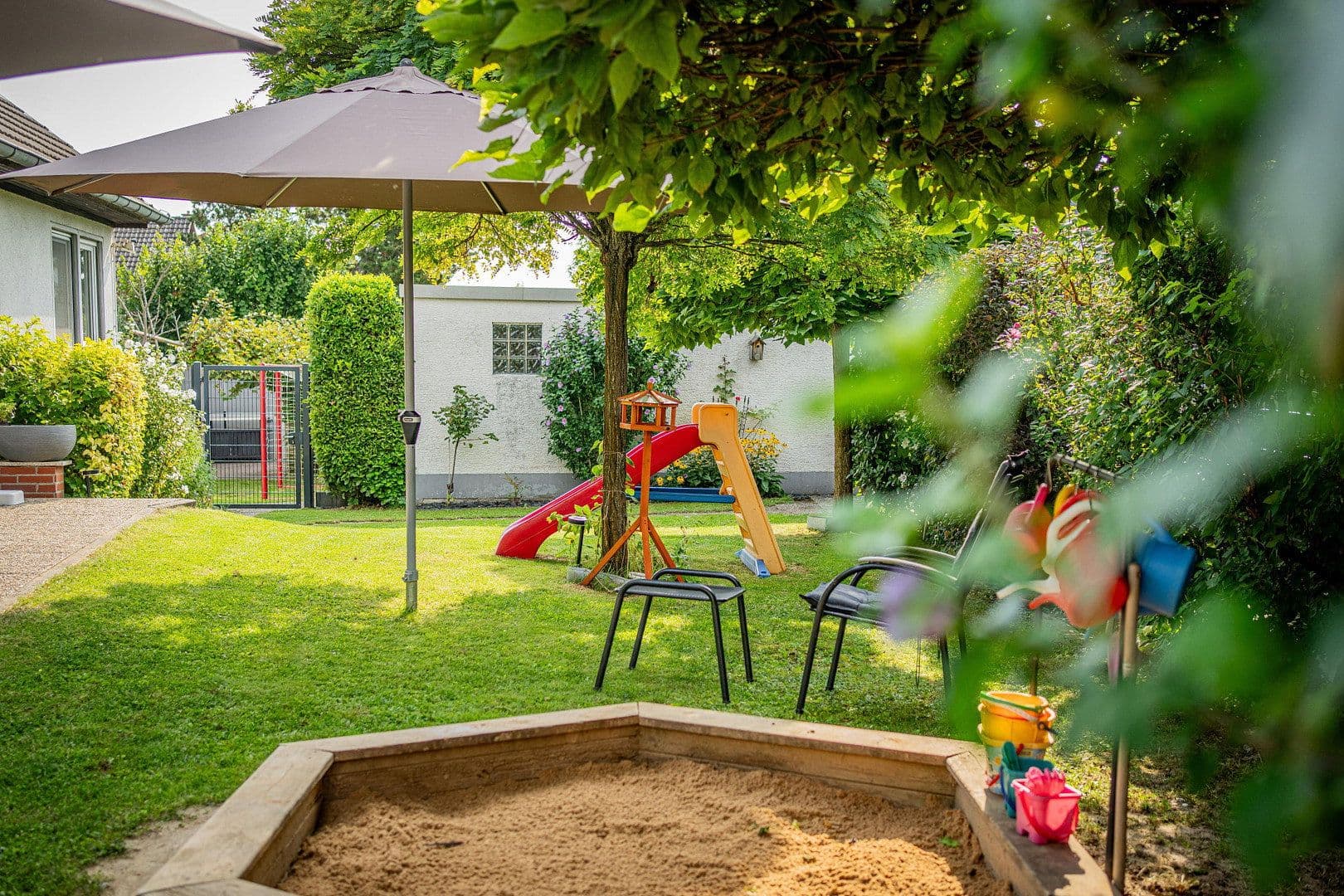 Prodej domu 144 m², pozemek 606 m², Reinheim, Hessen Prodej domu 144 m², pozemek 606 m², Reinheim, Hessen