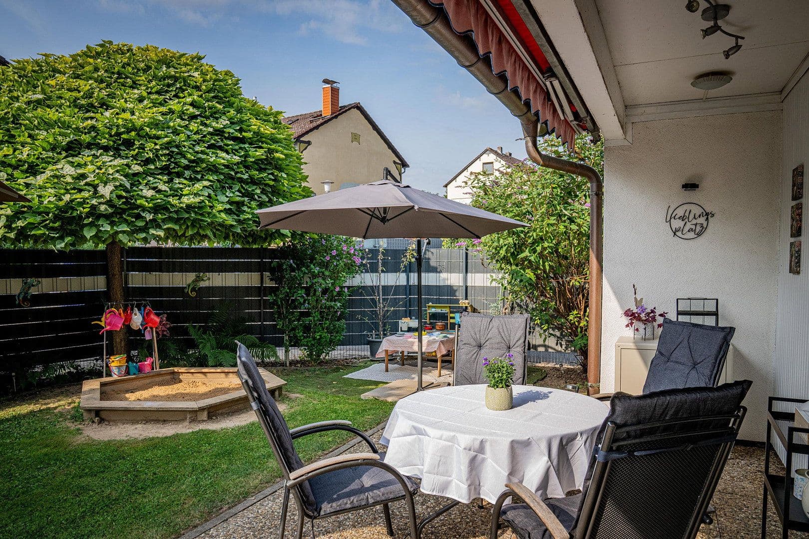 Prodej domu 144 m², pozemek 606 m², Reinheim, Hessen Prodej domu 144 m², pozemek 606 m², Reinheim, Hessen