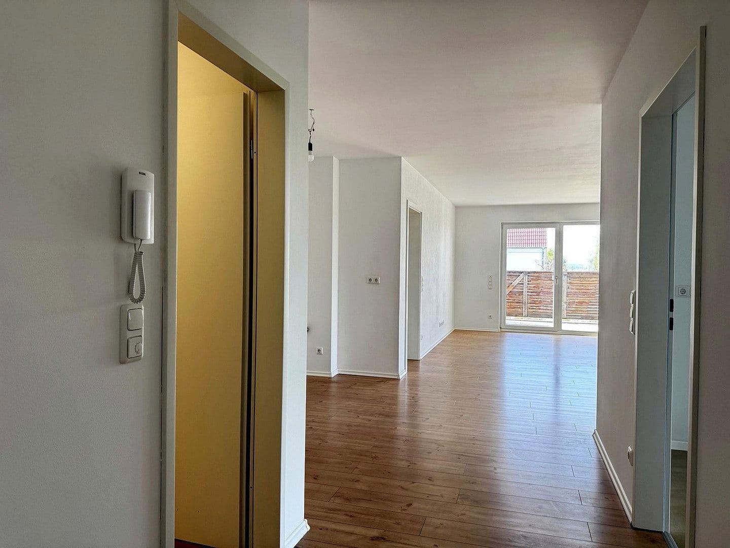 Pronájem bytu 2+kk 95 m², Triftäcker 31, Hemau, Bavorsko Pronájem bytu 2+kk 95 m², Triftäcker 31, Hemau, Bavorsko