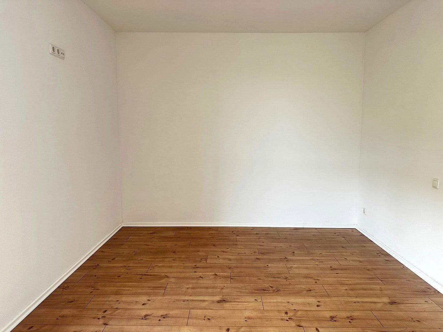 Pronájem bytu 2+kk 95 m², Triftäcker 31, Hemau, Bavorsko Pronájem bytu 2+kk 95 m², Triftäcker 31, Hemau, Bavorsko