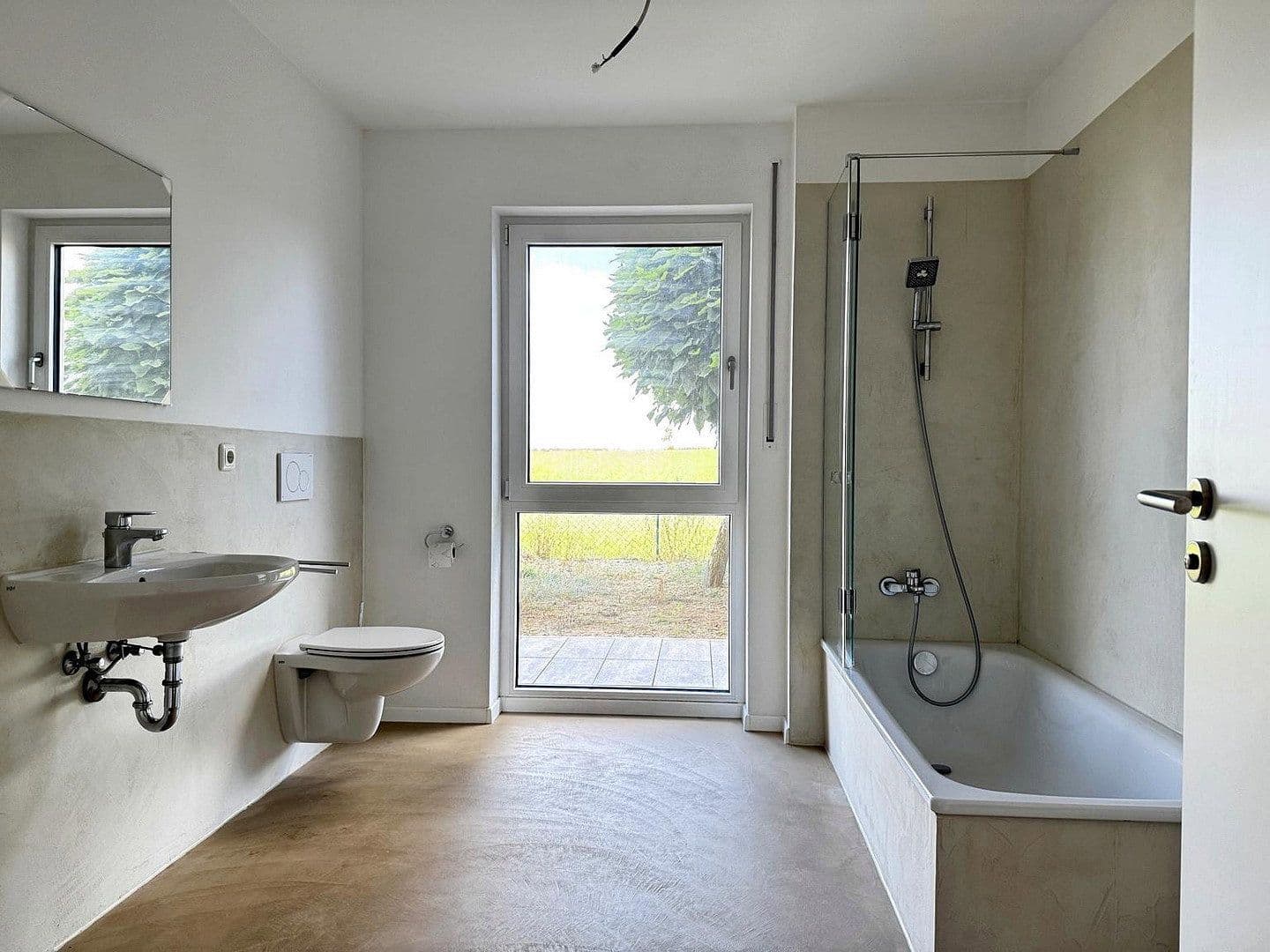 Pronájem bytu 2+kk 95 m², Triftäcker 31, Hemau, Bavorsko Pronájem bytu 2+kk 95 m², Triftäcker 31, Hemau, Bavorsko