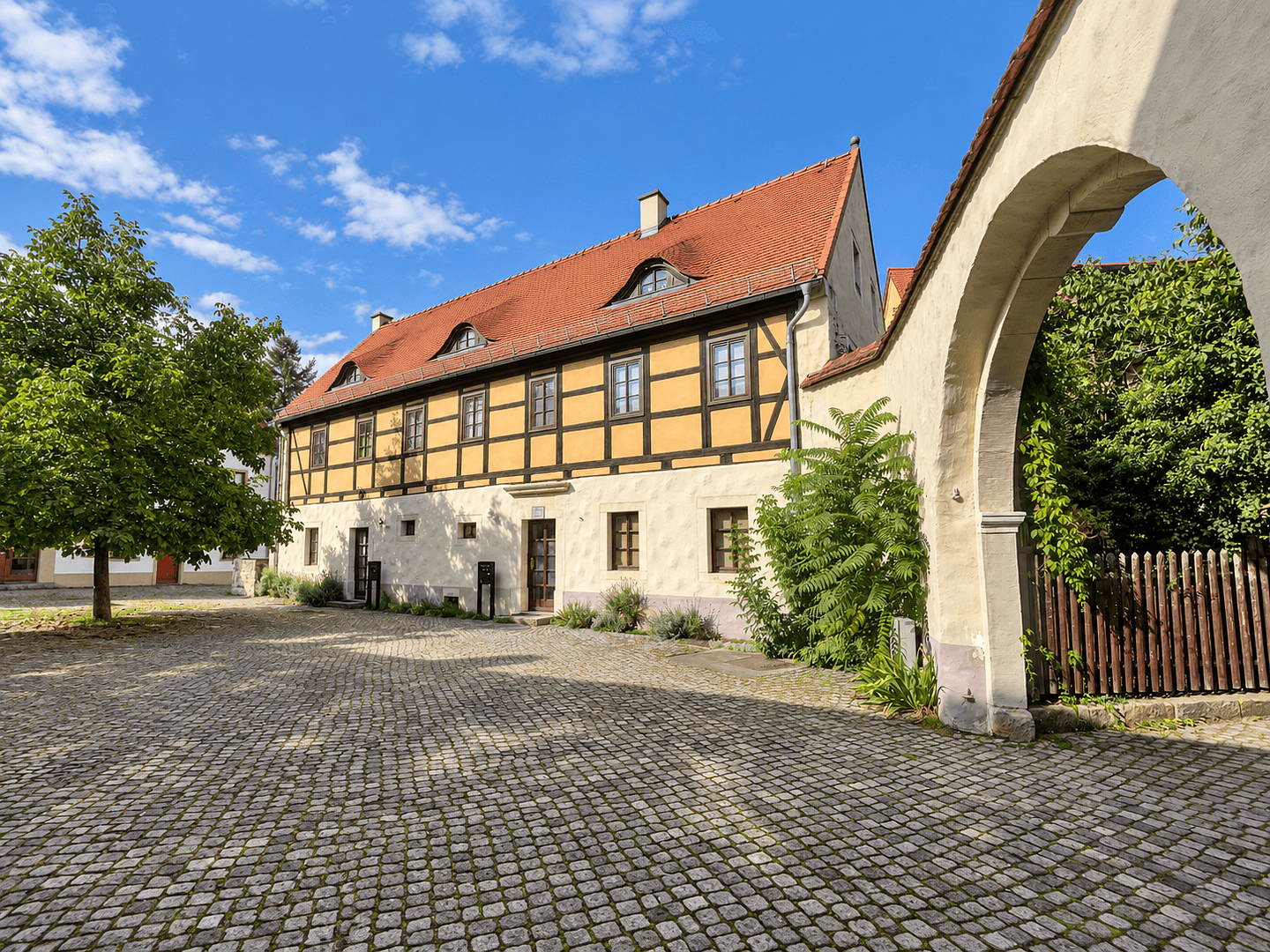 Prodej domu 177 m², pozemek 120 m², Cossebaude, Sasko Prodej domu 177 m², pozemek 120 m², Cossebaude, Sasko