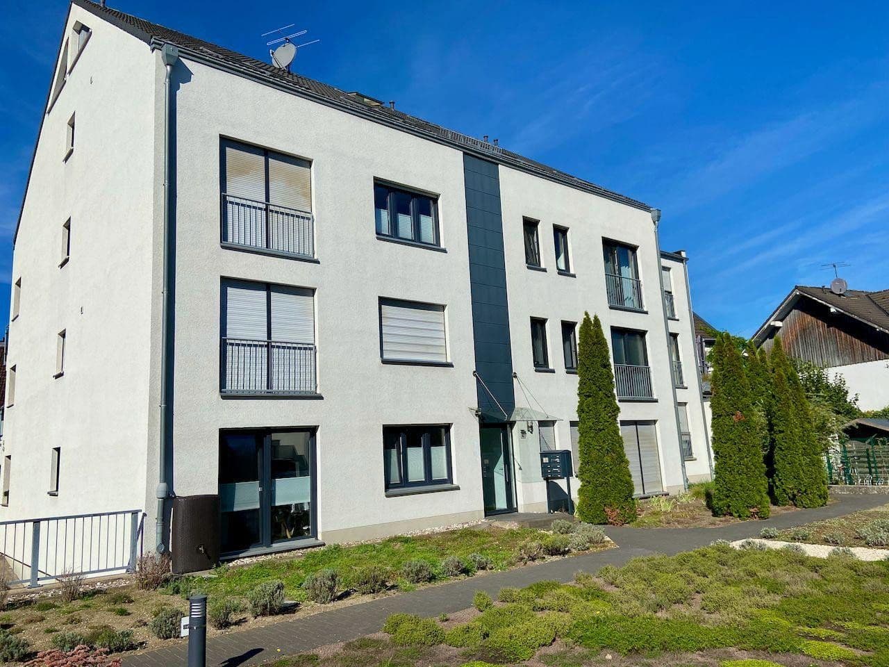 Prodej bytu 3+1 87 m², Leverkusen, Severní Porýní-Vestfálsko Prodej bytu 3+1 87 m², Leverkusen, Severní Porýní-Vestfálsko