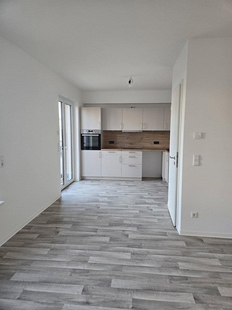 Pronájem bytu 3+1 81 m², Bütower Str. 34, Berlin, Berlín Pronájem bytu 3+1 81 m², Bütower Str. 34, Berlin, Berlín