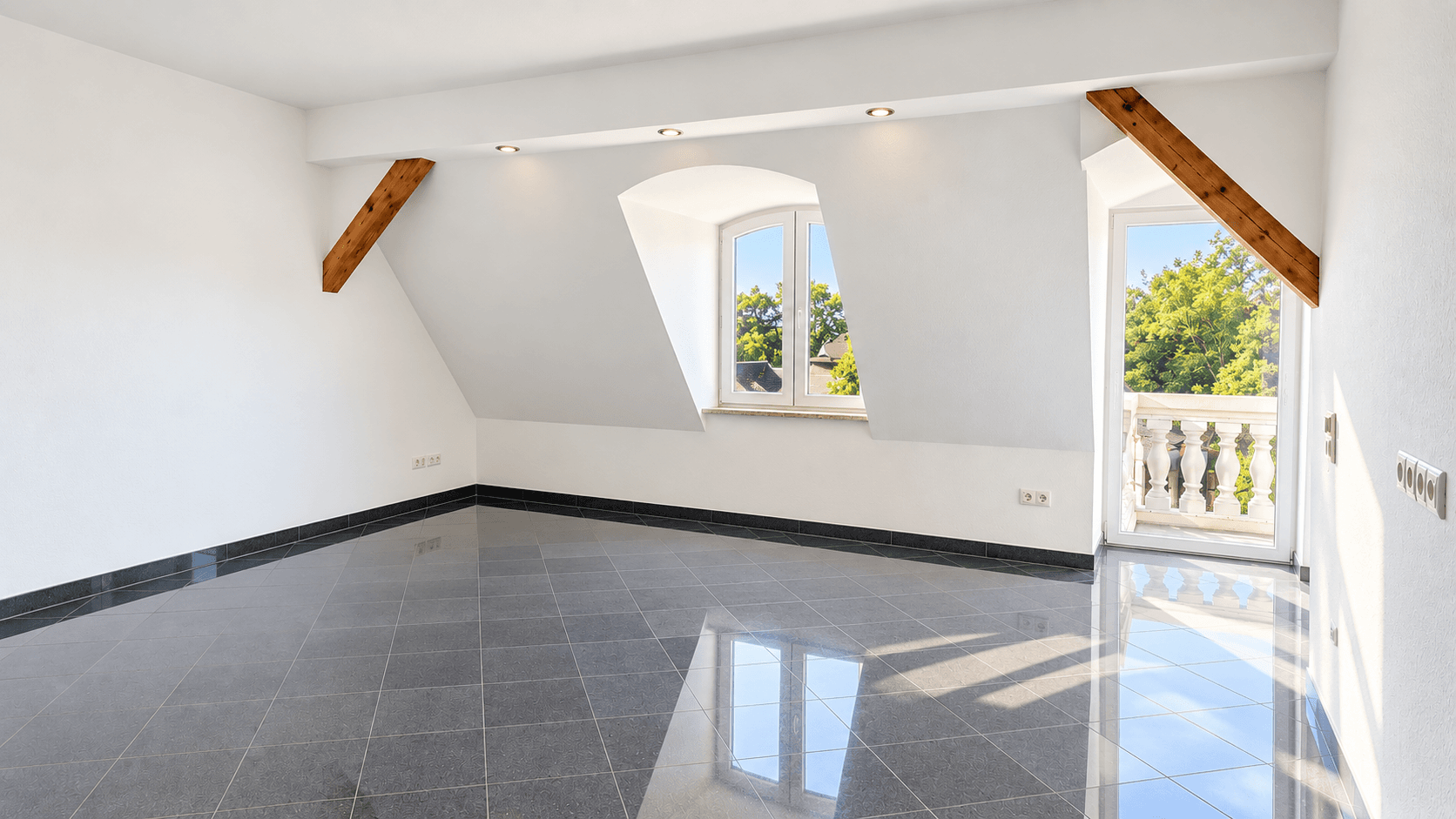 Pronájem bytu 3+1 90 m², Stahmelnerstr. 107, Leipzig, Sasko Pronájem bytu 3+1 90 m², Stahmelnerstr. 107, Leipzig, Sasko