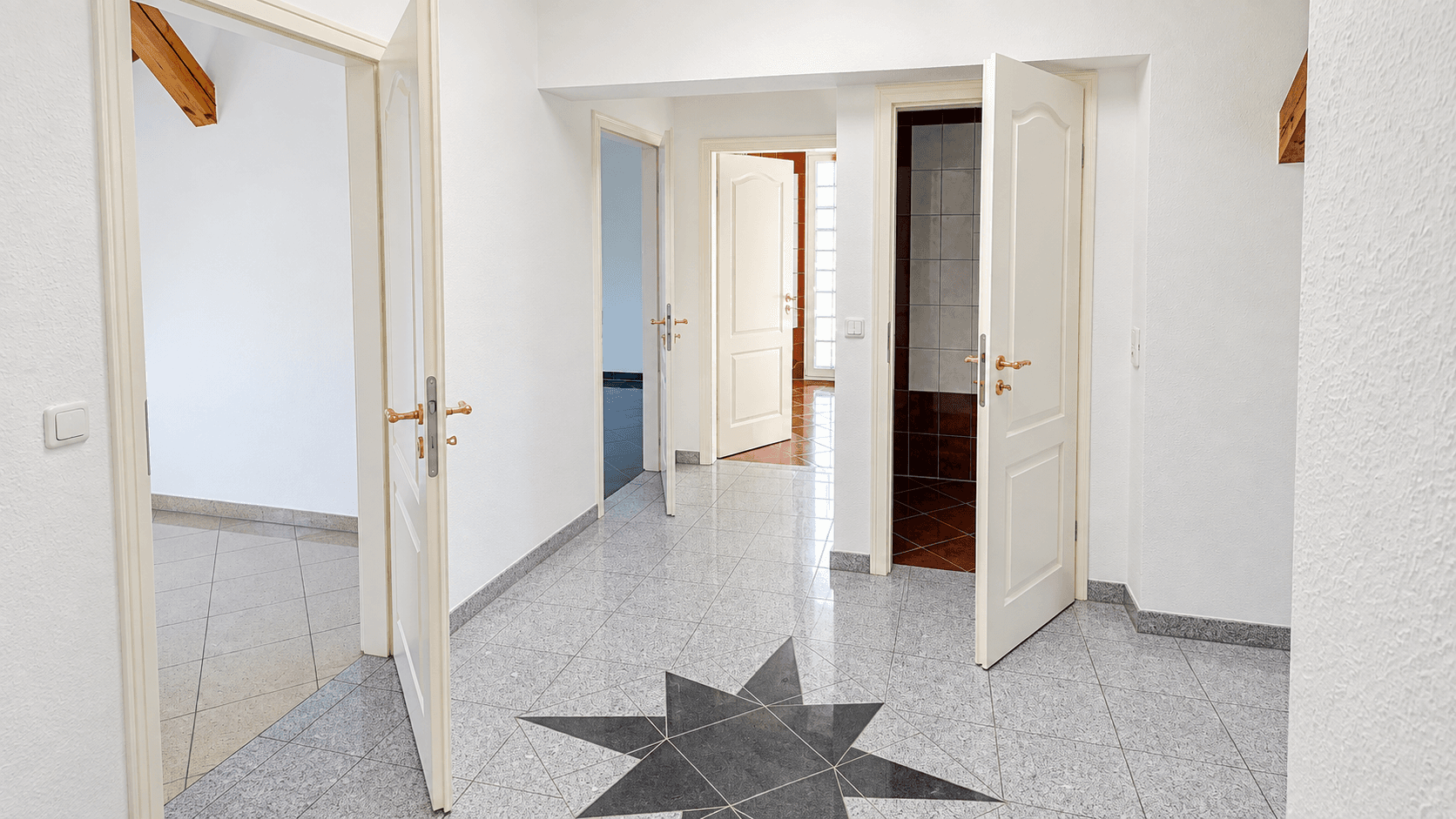 Pronájem bytu 3+1 90 m², Stahmelnerstr. 107, Leipzig, Sasko Pronájem bytu 3+1 90 m², Stahmelnerstr. 107, Leipzig, Sasko