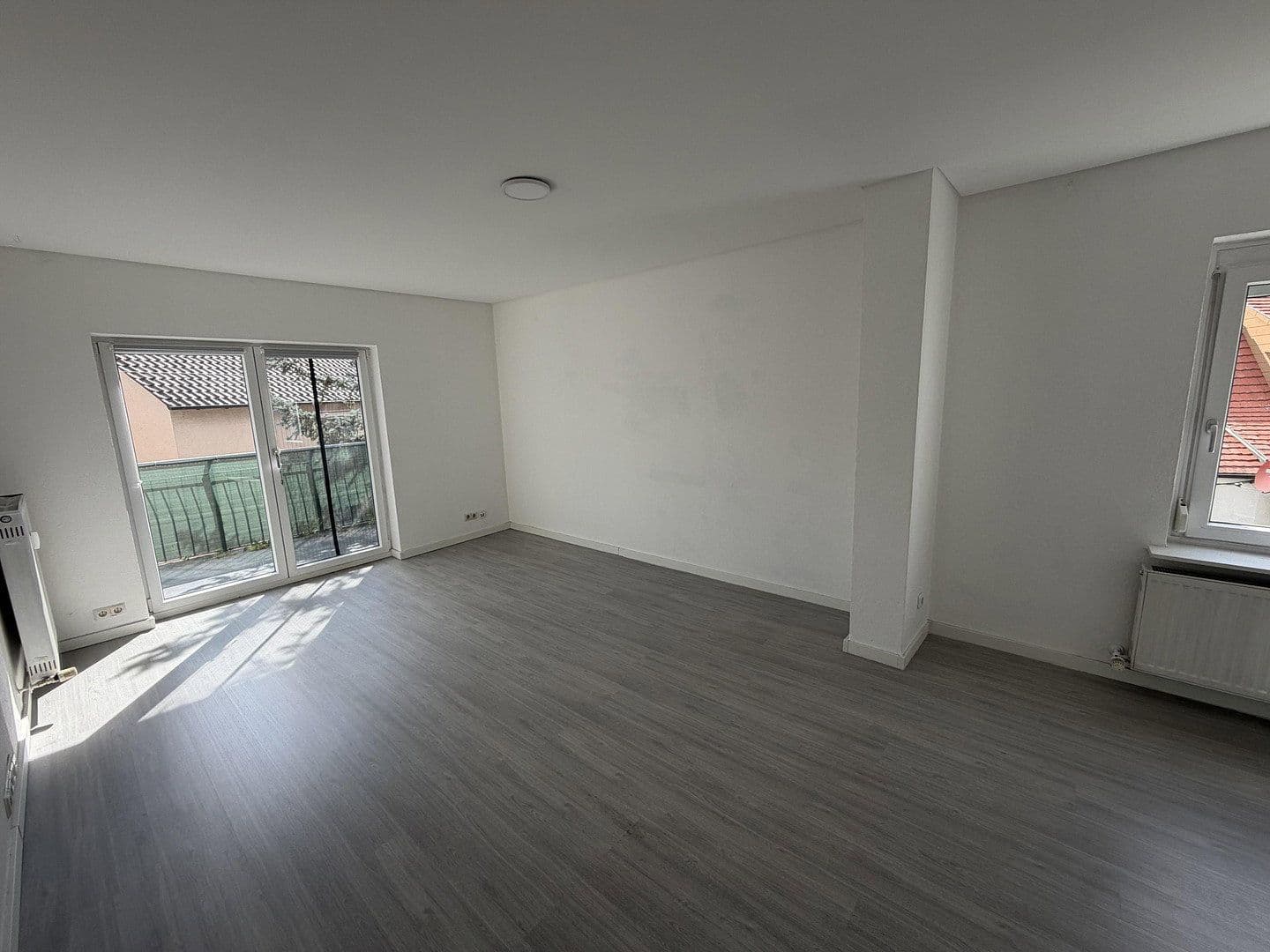 Prodej domu 180 m², pozemek 535 m², Neckarwestheim, Bádensko-Württembersko Prodej domu 180 m², pozemek 535 m², Neckarwestheim, Bádensko-Württembersko