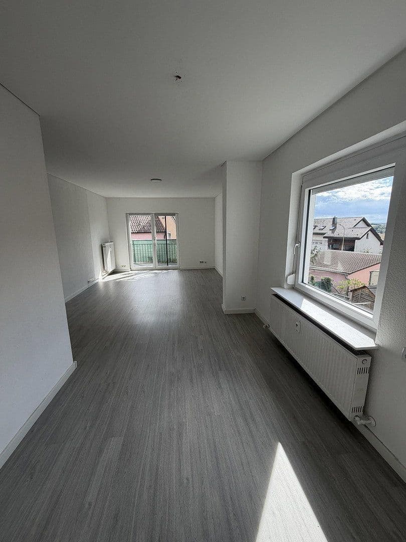 Prodej domu 180 m², pozemek 535 m², Neckarwestheim, Bádensko-Württembersko Prodej domu 180 m², pozemek 535 m², Neckarwestheim, Bádensko-Württembersko