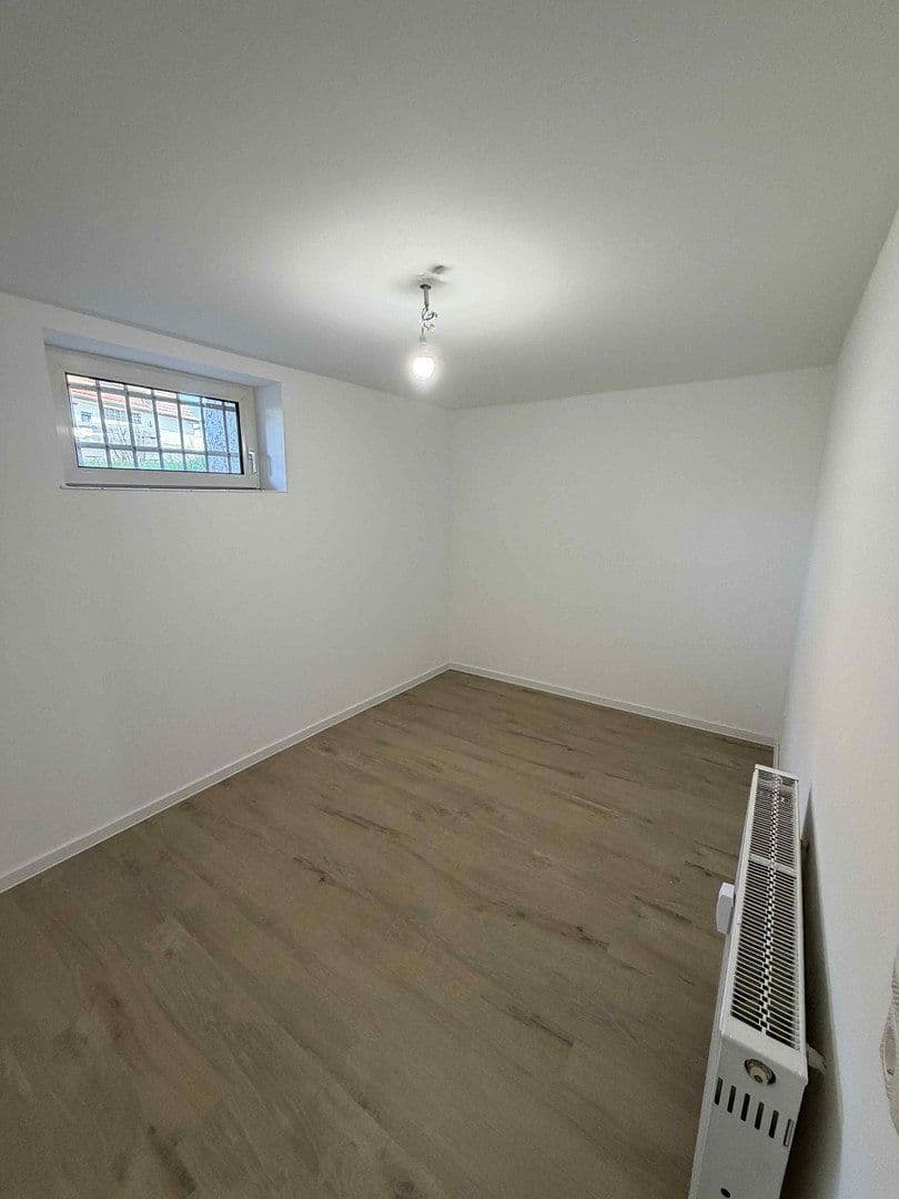 Prodej domu 180 m², pozemek 535 m², Neckarwestheim, Bádensko-Württembersko Prodej domu 180 m², pozemek 535 m², Neckarwestheim, Bádensko-Württembersko
