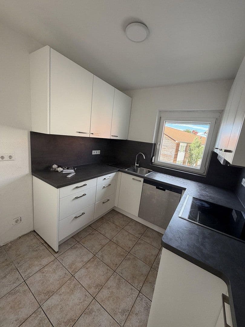 Prodej domu 180 m², pozemek 535 m², Neckarwestheim, Bádensko-Württembersko Prodej domu 180 m², pozemek 535 m², Neckarwestheim, Bádensko-Württembersko