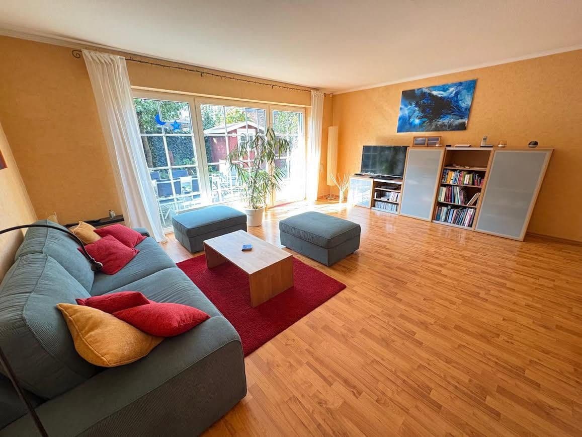 Prodej domu 150 m², pozemek 231 m², Dorfstraße, Duisburg, Severní Porýní-Vestfálsko Prodej domu 150 m², pozemek 231 m², Dorfstraße, Duisburg, Severní Porýní-Vestfálsko