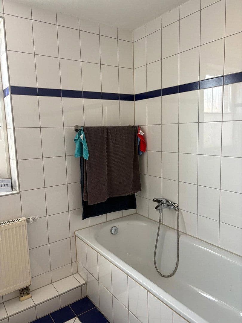 Prodej domu 150 m², pozemek 231 m², Dorfstraße, Duisburg, Severní Porýní-Vestfálsko Prodej domu 150 m², pozemek 231 m², Dorfstraße, Duisburg, Severní Porýní-Vestfálsko
