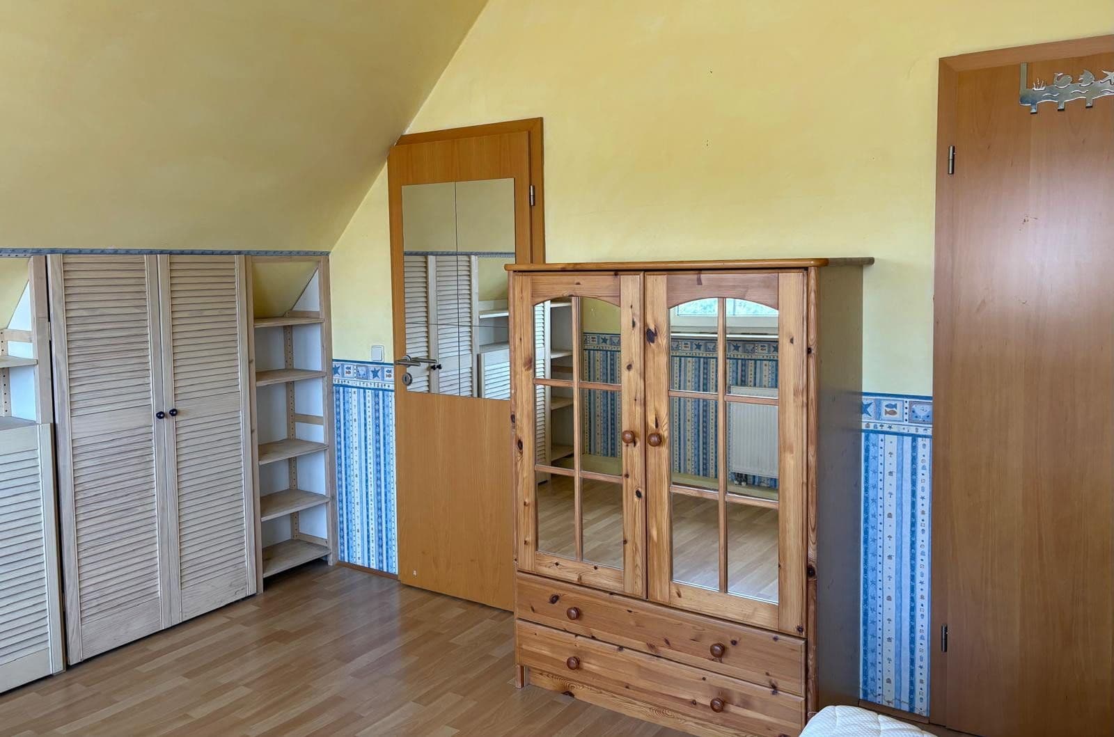 Prodej domu 150 m², pozemek 231 m², Dorfstraße, Duisburg, Severní Porýní-Vestfálsko Prodej domu 150 m², pozemek 231 m², Dorfstraße, Duisburg, Severní Porýní-Vestfálsko