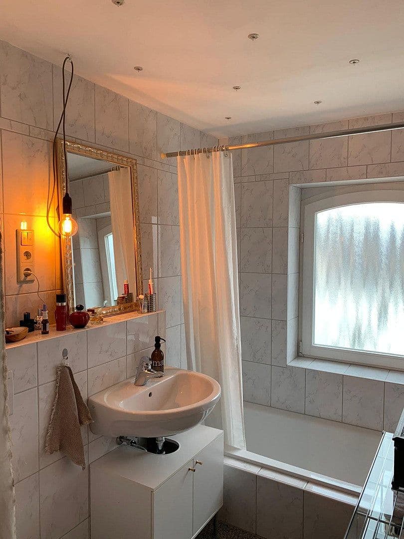Pronájem bytu 2+1 55 m², Kaiserstr 138, Brühl, Severní Porýní-Vestfálsko Pronájem bytu 2+1 55 m², Kaiserstr 138, Brühl, Severní Porýní-Vestfálsko