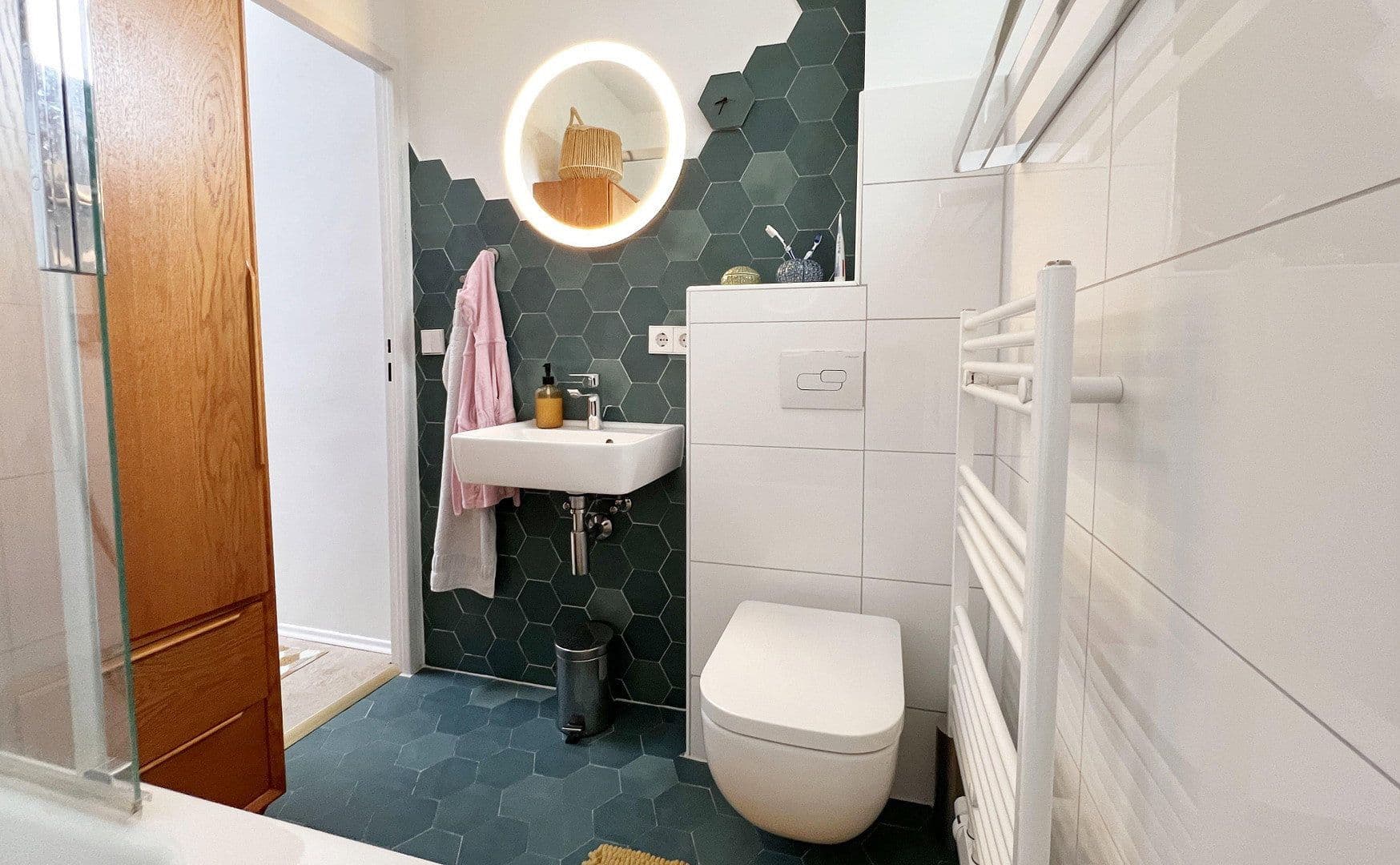 Prodej domu 141 m², pozemek 651 m², Berlin, Berlín Prodej domu 141 m², pozemek 651 m², Berlin, Berlín