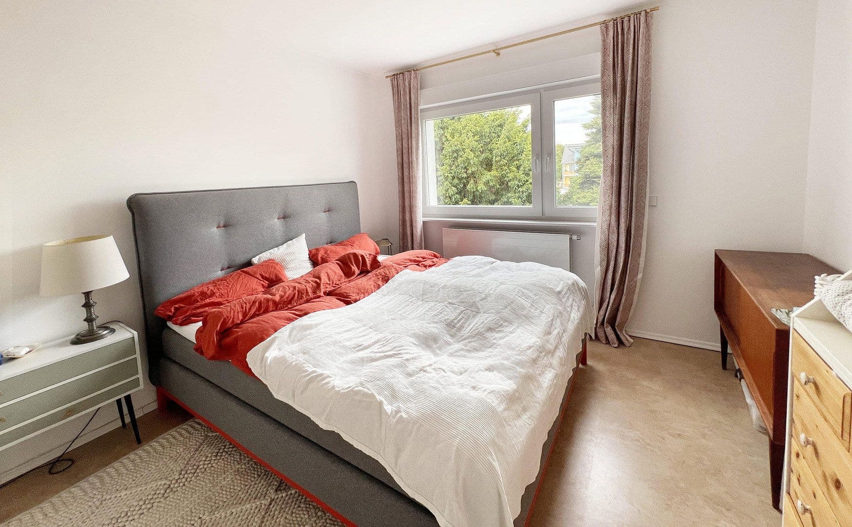 Prodej domu 141 m², pozemek 651 m², Berlin, Berlín Prodej domu 141 m², pozemek 651 m², Berlin, Berlín