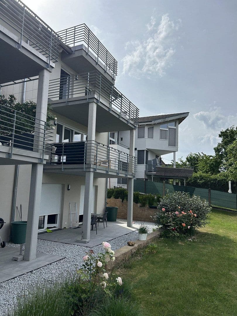Prodej domu 218 m², pozemek 296 m², Oberweiler 35, Pliezhausen, Bádensko-Württembersko Prodej domu 218 m², pozemek 296 m², Oberweiler 35, Pliezhausen, Bádensko-Württembersko