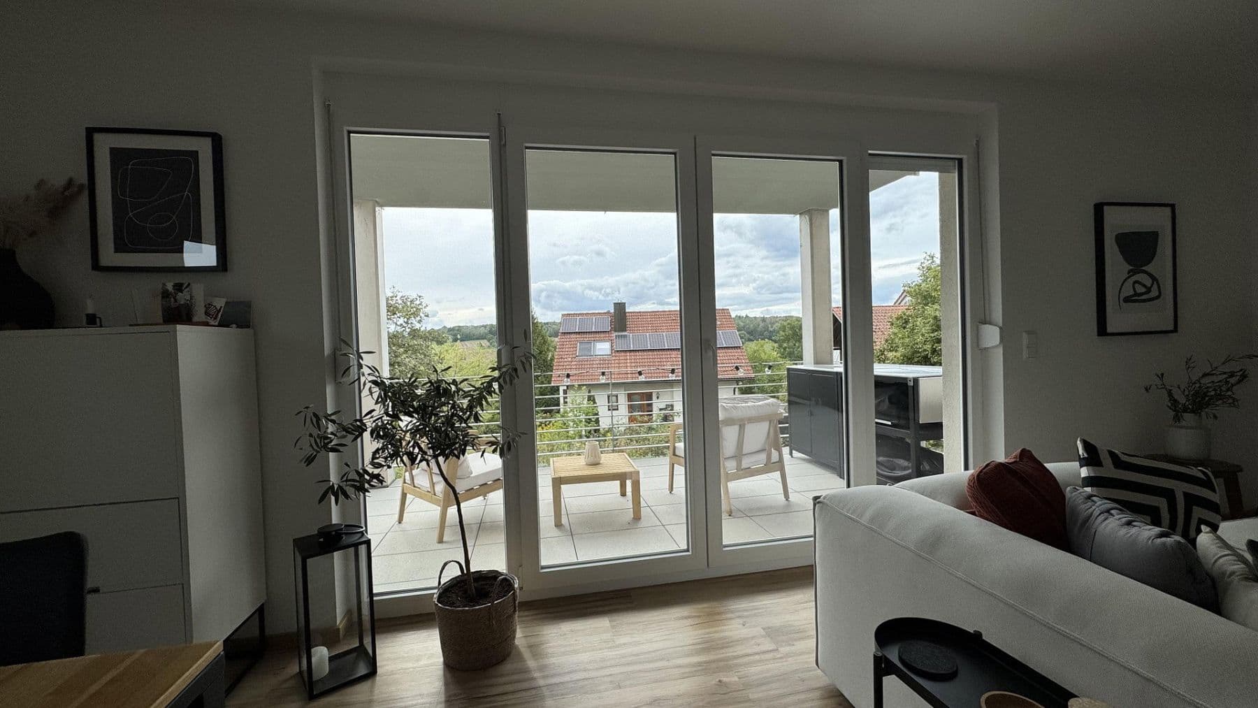 Prodej domu 218 m², pozemek 296 m², Oberweiler 35, Pliezhausen, Bádensko-Württembersko Prodej domu 218 m², pozemek 296 m², Oberweiler 35, Pliezhausen, Bádensko-Württembersko
