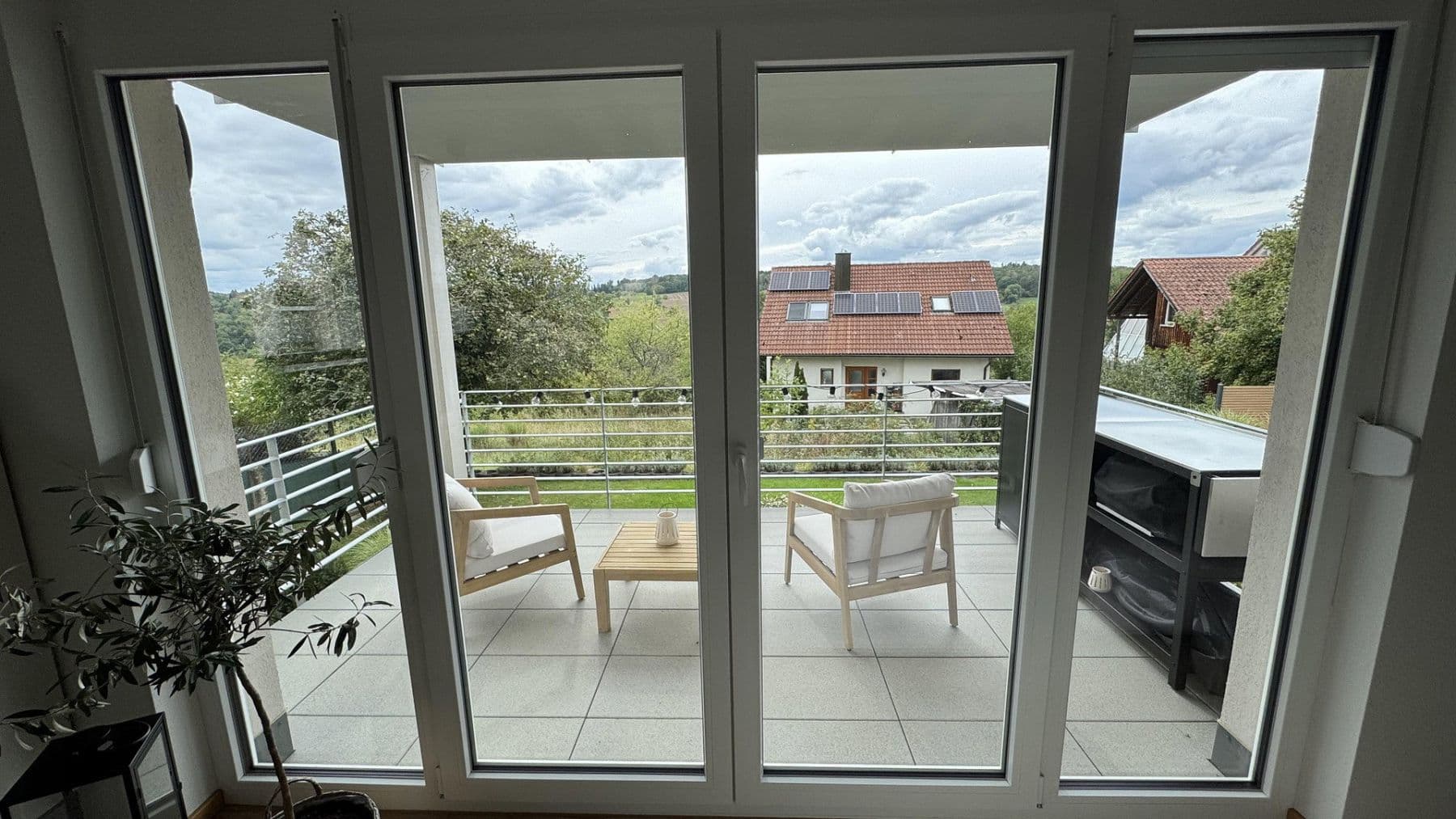 Prodej domu 218 m², pozemek 296 m², Oberweiler 35, Pliezhausen, Bádensko-Württembersko Prodej domu 218 m², pozemek 296 m², Oberweiler 35, Pliezhausen, Bádensko-Württembersko