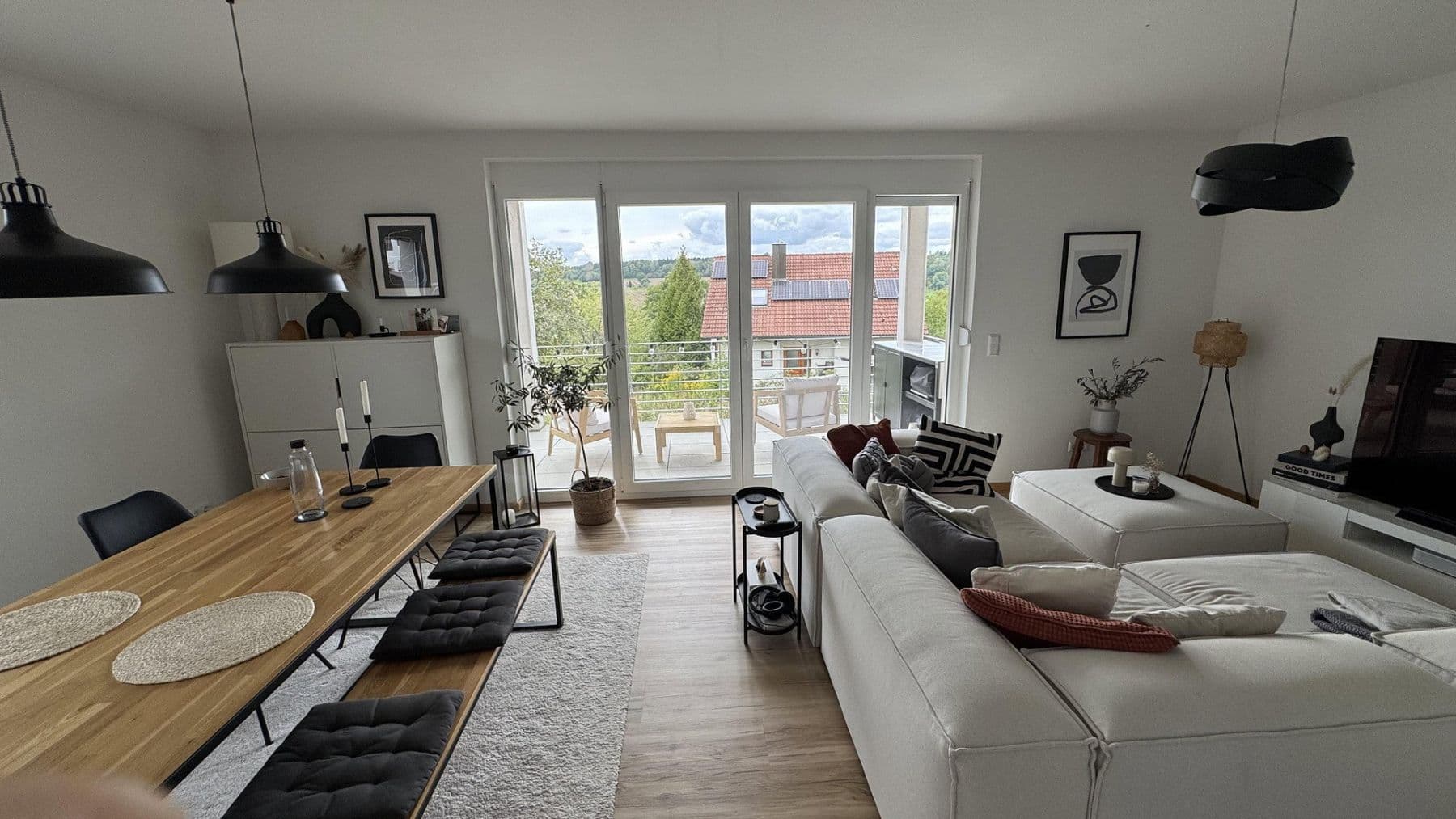 Prodej domu 218 m², pozemek 296 m², Oberweiler 35, Pliezhausen, Bádensko-Württembersko Prodej domu 218 m², pozemek 296 m², Oberweiler 35, Pliezhausen, Bádensko-Württembersko