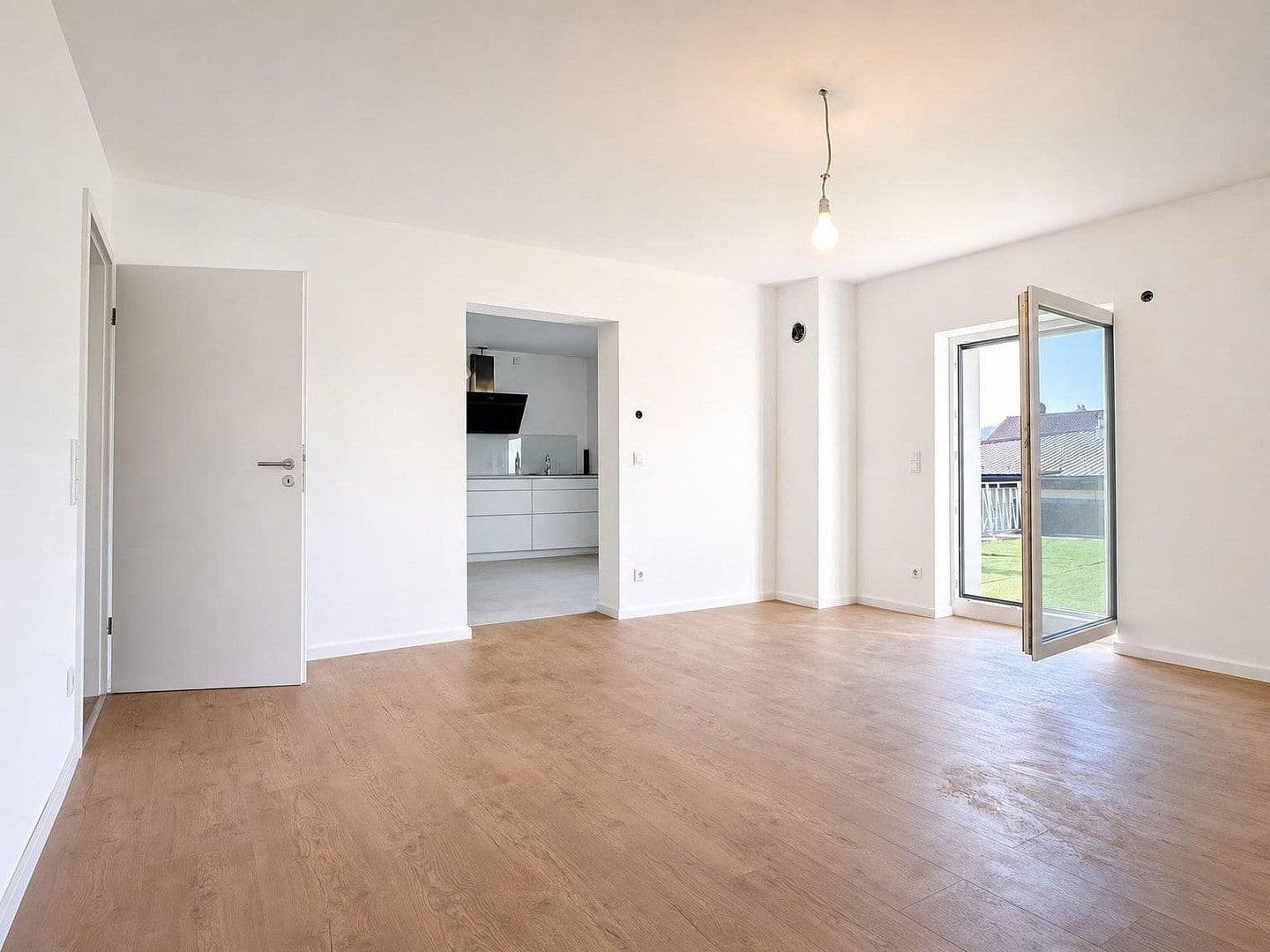 Pronájem bytu 5+1 115 m², Ergolding, Bavorsko Pronájem bytu 5+1 115 m², Ergolding, Bavorsko
