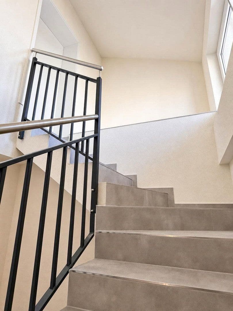 Pronájem bytu 5+1 115 m², Ergolding, Bavorsko Pronájem bytu 5+1 115 m², Ergolding, Bavorsko