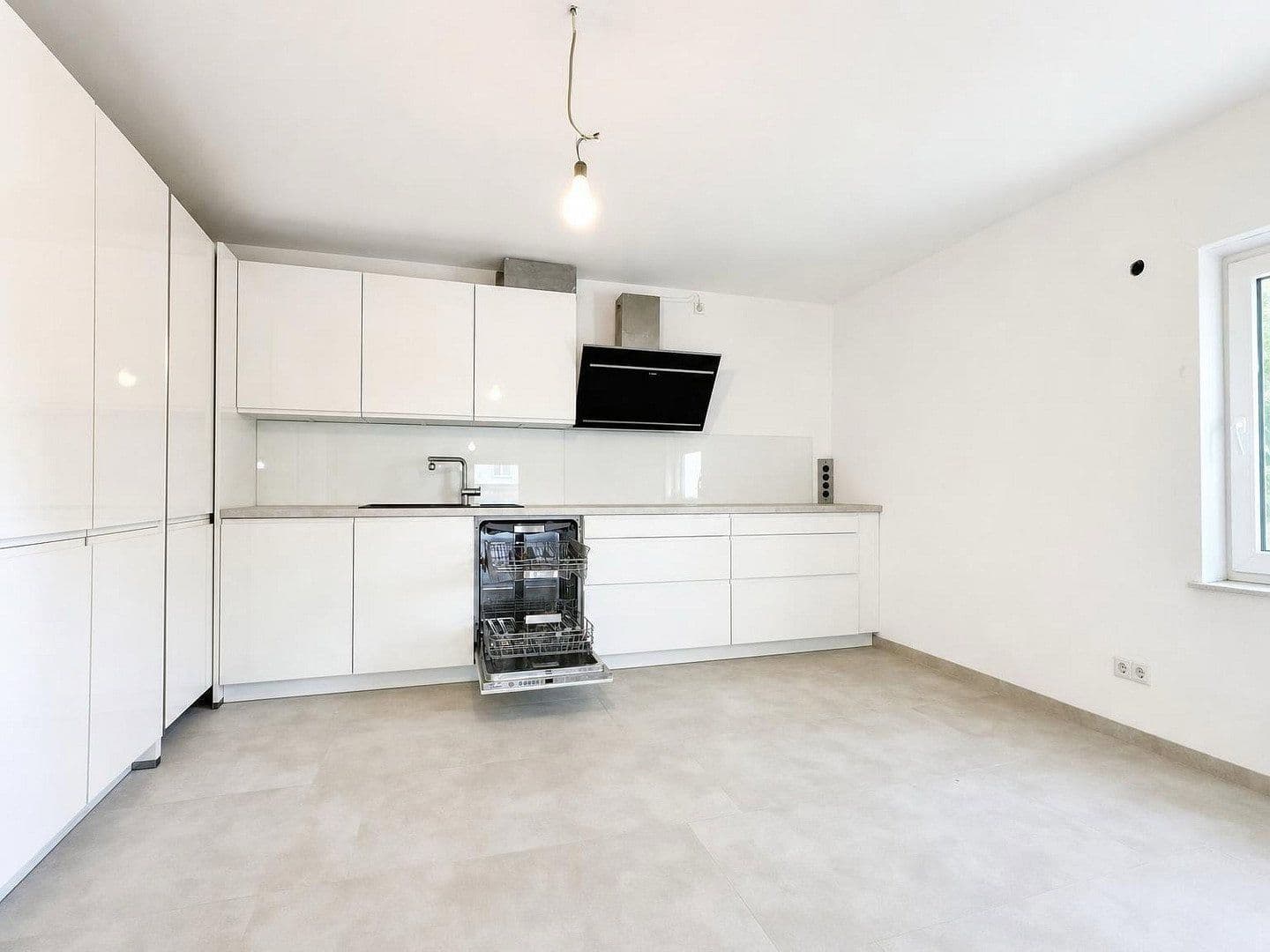 Pronájem bytu 5+1 115 m², Ergolding, Bavorsko Pronájem bytu 5+1 115 m², Ergolding, Bavorsko
