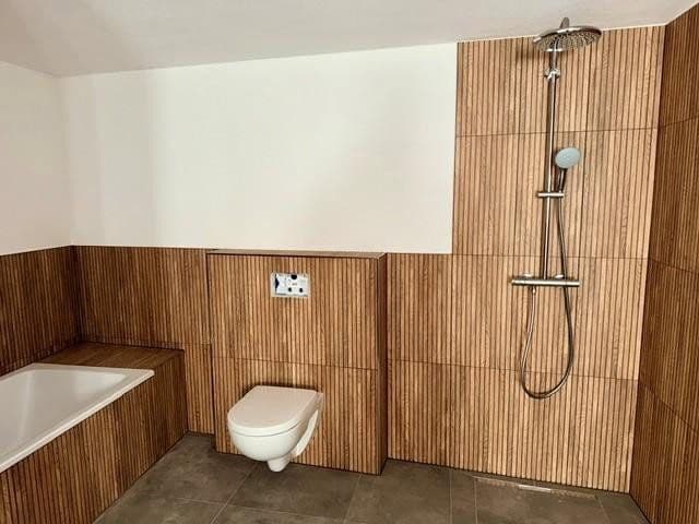 Prodej domu 187 m², pozemek 167 m², Sasbach am Kaiserstuhl, Bádensko-Württembersko Prodej domu 187 m², pozemek 167 m², Sasbach am Kaiserstuhl, Bádensko-Württembersko