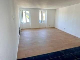 Prodej domu 187 m², pozemek 167 m², Sasbach am Kaiserstuhl, Bádensko-Württembersko Prodej domu 187 m², pozemek 167 m², Sasbach am Kaiserstuhl, Bádensko-Württembersko