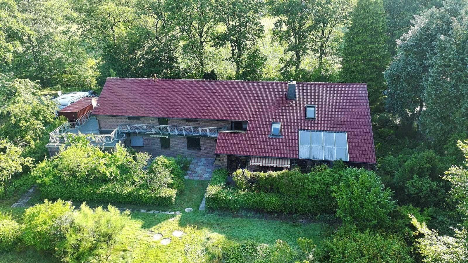 Prodej domu 240 m², pozemek 6.076 m², Friedeburg, Dolní Sasko Prodej domu 240 m², pozemek 6.076 m², Friedeburg, Dolní Sasko