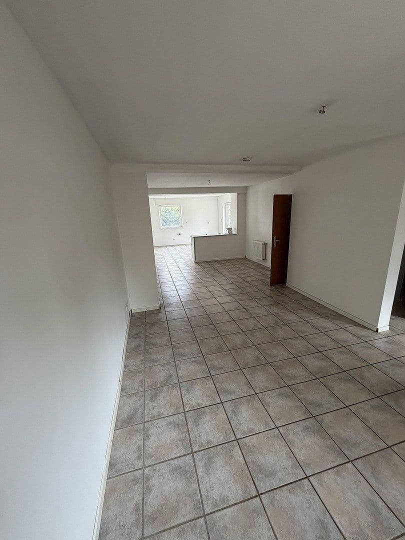Pronájem domu 135 m², pozemek 360 m², Zülpich, Severní Porýní-Vestfálsko Pronájem domu 135 m², pozemek 360 m², Zülpich, Severní Porýní-Vestfálsko