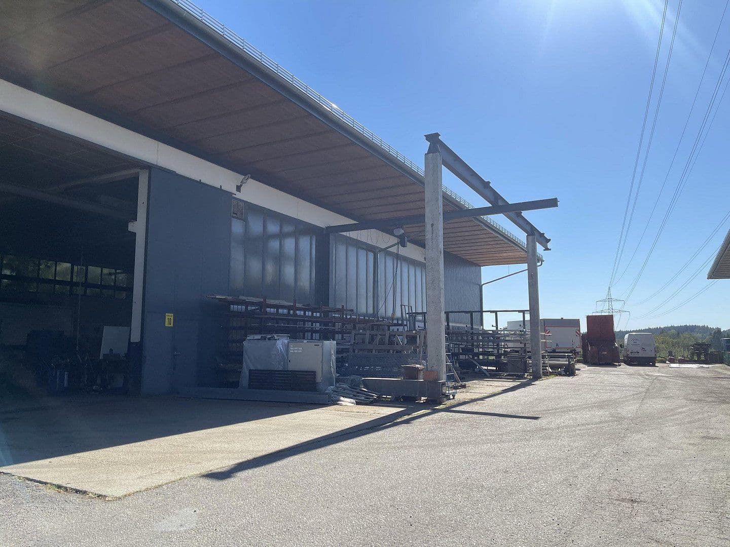 Pronájem nebytového prostoru 940 m², Allingerstr. 10, Vilshofen an der Donau, Bavorsko Pronájem nebytového prostoru 940 m², Allingerstr. 10, Vilshofen an der Donau, Bavorsko