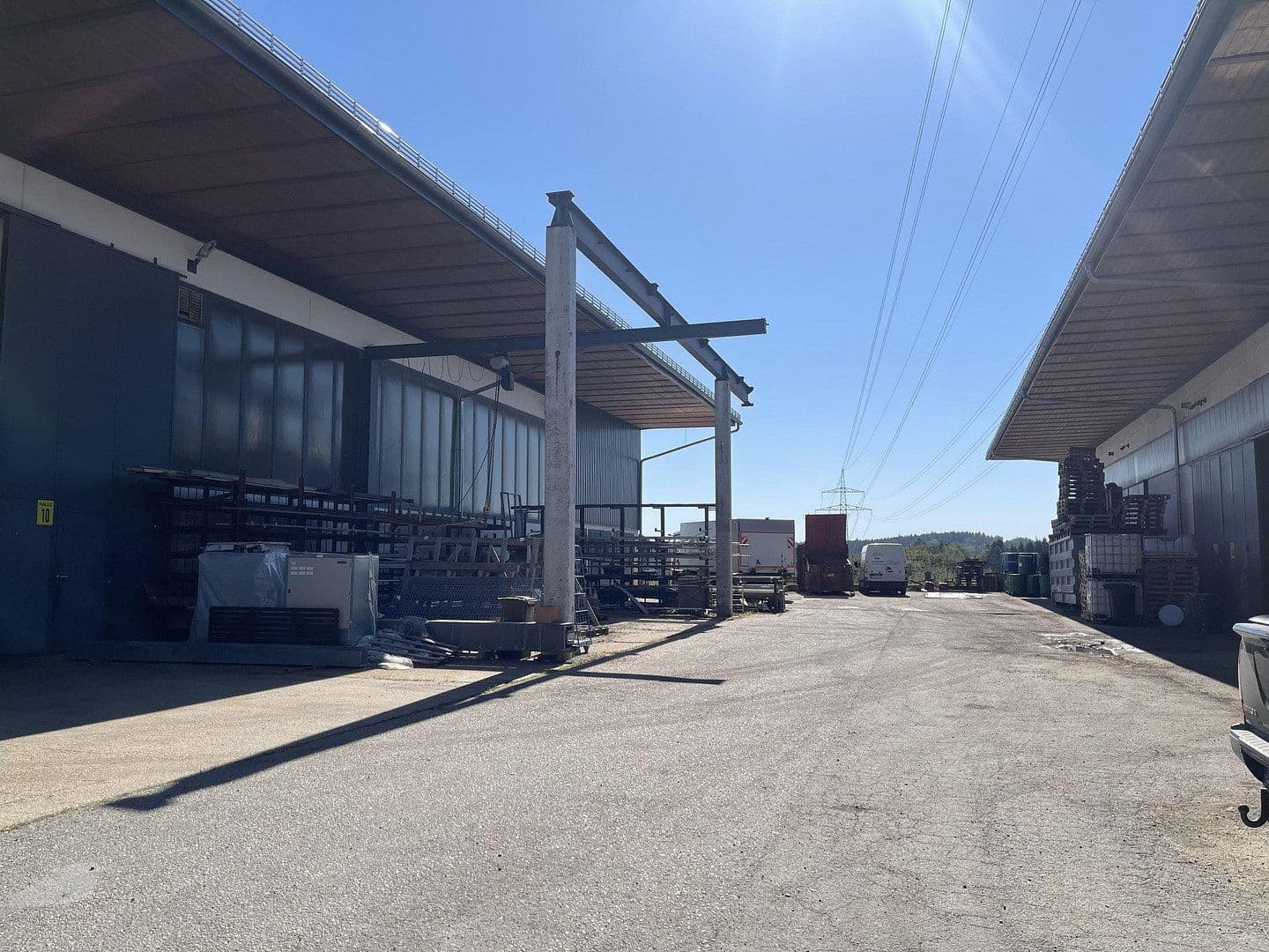 Pronájem nebytového prostoru 940 m², Allingerstr. 10, Vilshofen an der Donau, Bavorsko Pronájem nebytového prostoru 940 m², Allingerstr. 10, Vilshofen an der Donau, Bavorsko