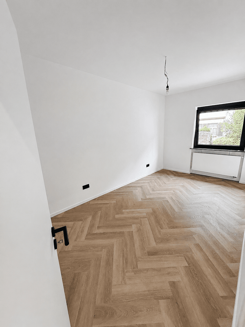 Prodej bytu 4+1 99 m², Koblenz, Porýní-Falc Prodej bytu 4+1 99 m², Koblenz, Porýní-Falc