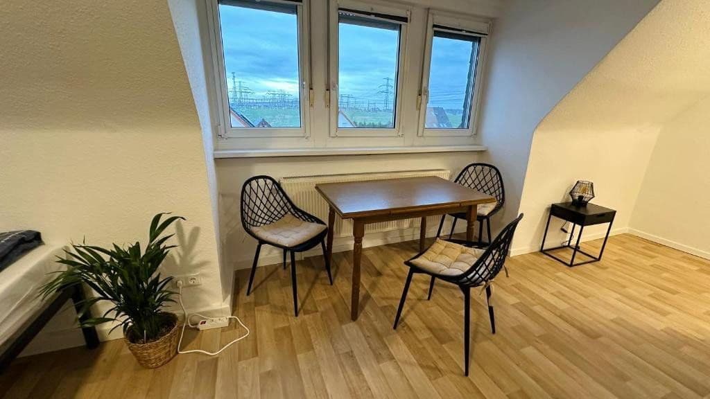 Pronájem bytu 2+1 50 m², Wiprechtstraße 38, Borna, Sasko Pronájem bytu 2+1 50 m², Wiprechtstraße 38, Borna, Sasko