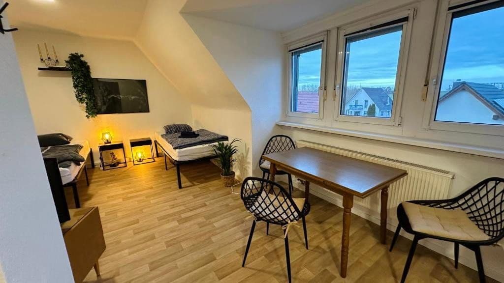 Pronájem bytu 2+1 50 m², Wiprechtstraße 38, Borna, Sasko Pronájem bytu 2+1 50 m², Wiprechtstraße 38, Borna, Sasko