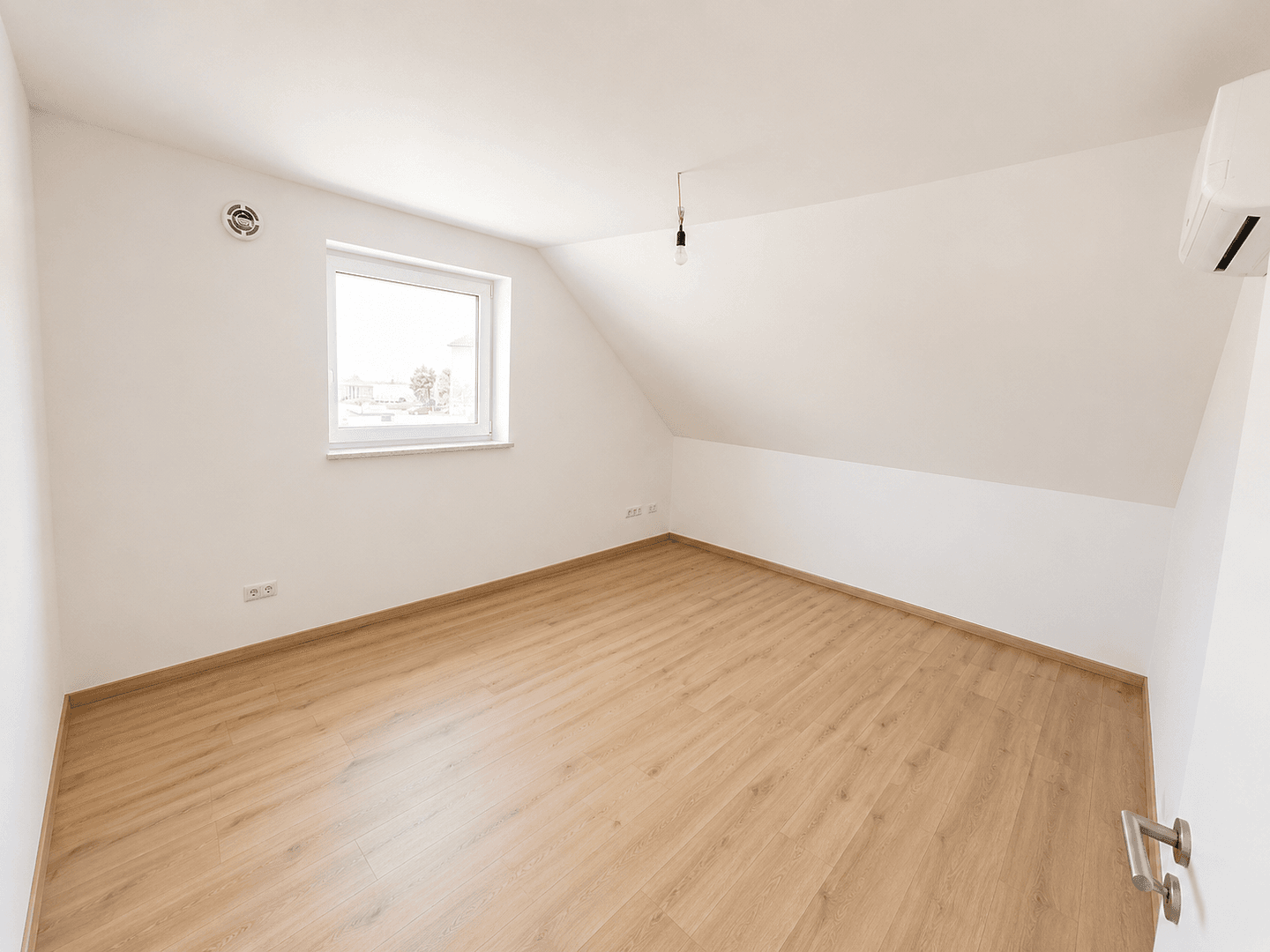 Prodej bytu 3+1 73 m², Ahlen, Severní Porýní-Vestfálsko Prodej bytu 3+1 73 m², Ahlen, Severní Porýní-Vestfálsko