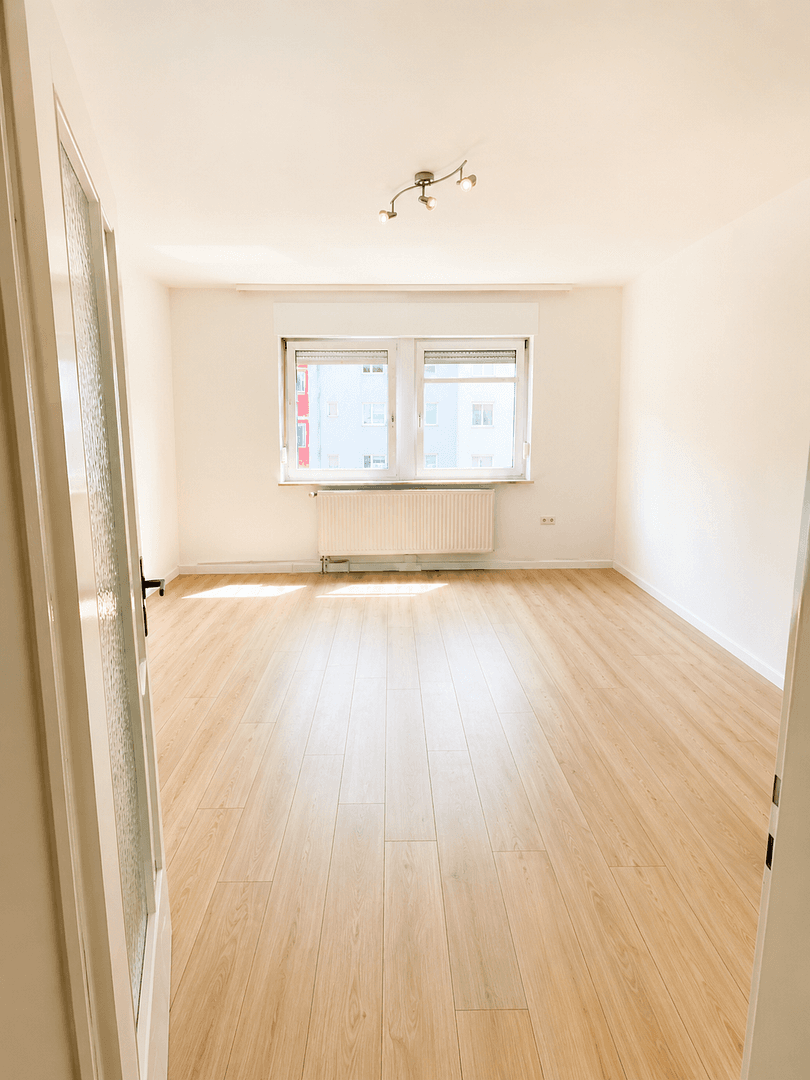Pronájem bytu 3+1 71 m², Pirkheimerstraße 133, Nürnberg, Bavorsko Pronájem bytu 3+1 71 m², Pirkheimerstraße 133, Nürnberg, Bavorsko