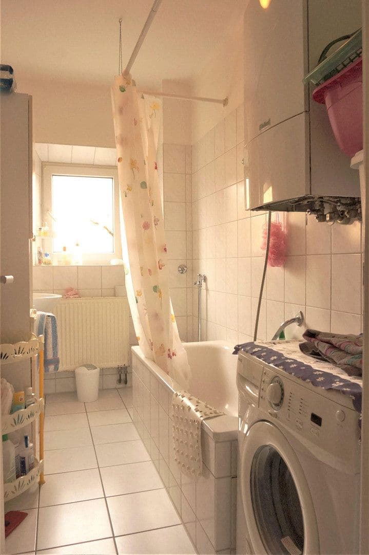 Pronájem bytu 3+1 71 m², Pirkheimerstraße 133, Nürnberg, Bavorsko Pronájem bytu 3+1 71 m², Pirkheimerstraße 133, Nürnberg, Bavorsko