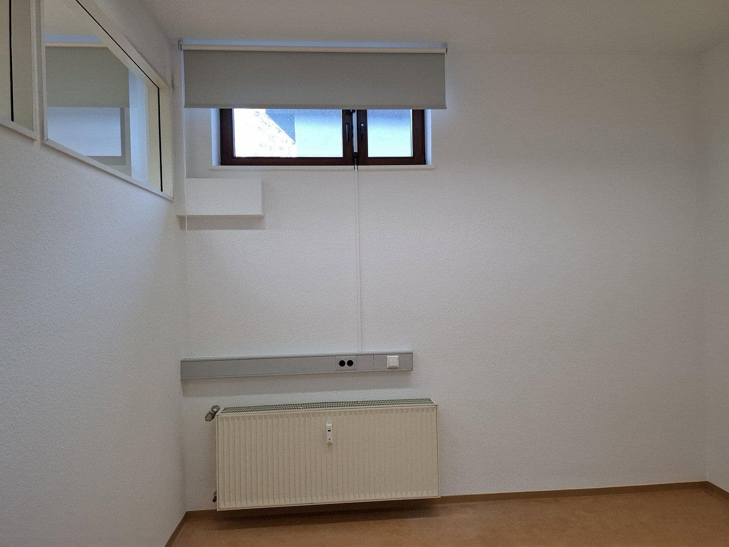 Pronájem kanceláře 102 m², Filderstadt, Bádensko-Württembersko Pronájem kanceláře 102 m², Filderstadt, Bádensko-Württembersko