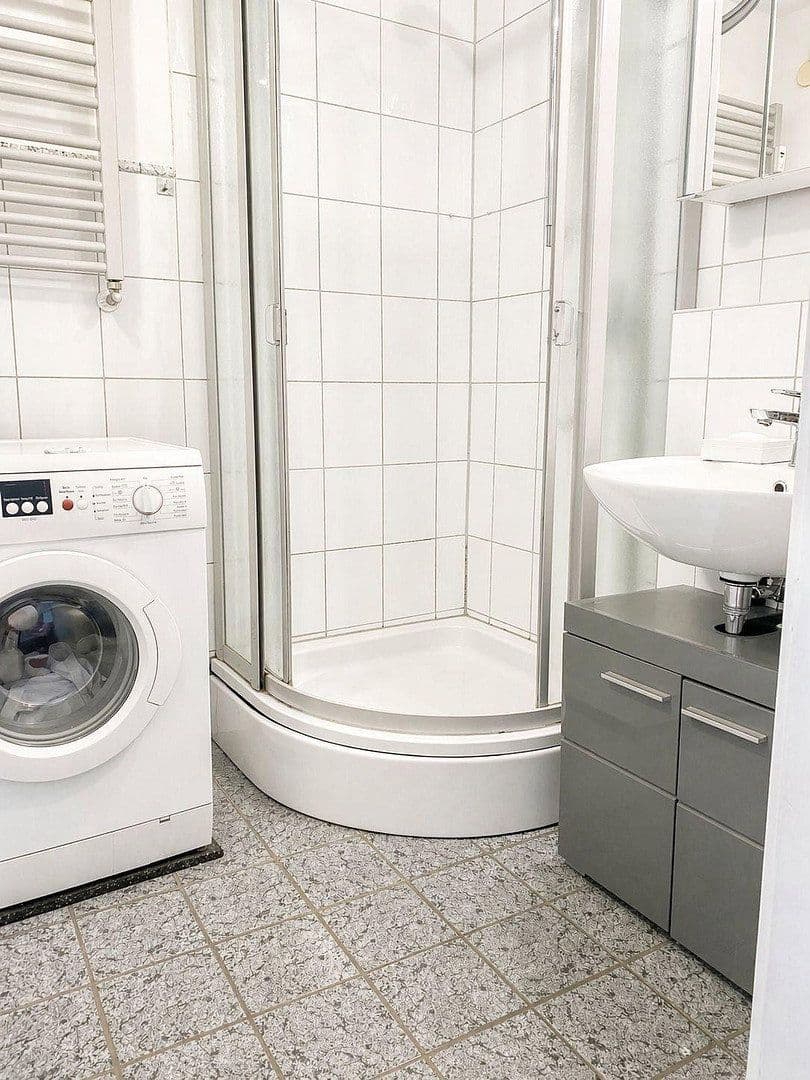 Prodej bytu 3+1 100 m², Wuppertal, Severní Porýní-Vestfálsko Prodej bytu 3+1 100 m², Wuppertal, Severní Porýní-Vestfálsko