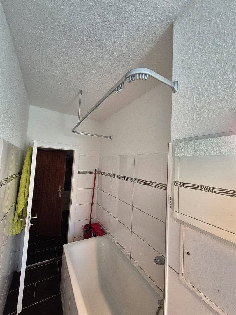 Pronájem bytu 2+1 49 m², Otto-Schmiedt-Straße 37t, Leipzig, Sasko Pronájem bytu 2+1 49 m², Otto-Schmiedt-Straße 37t, Leipzig, Sasko