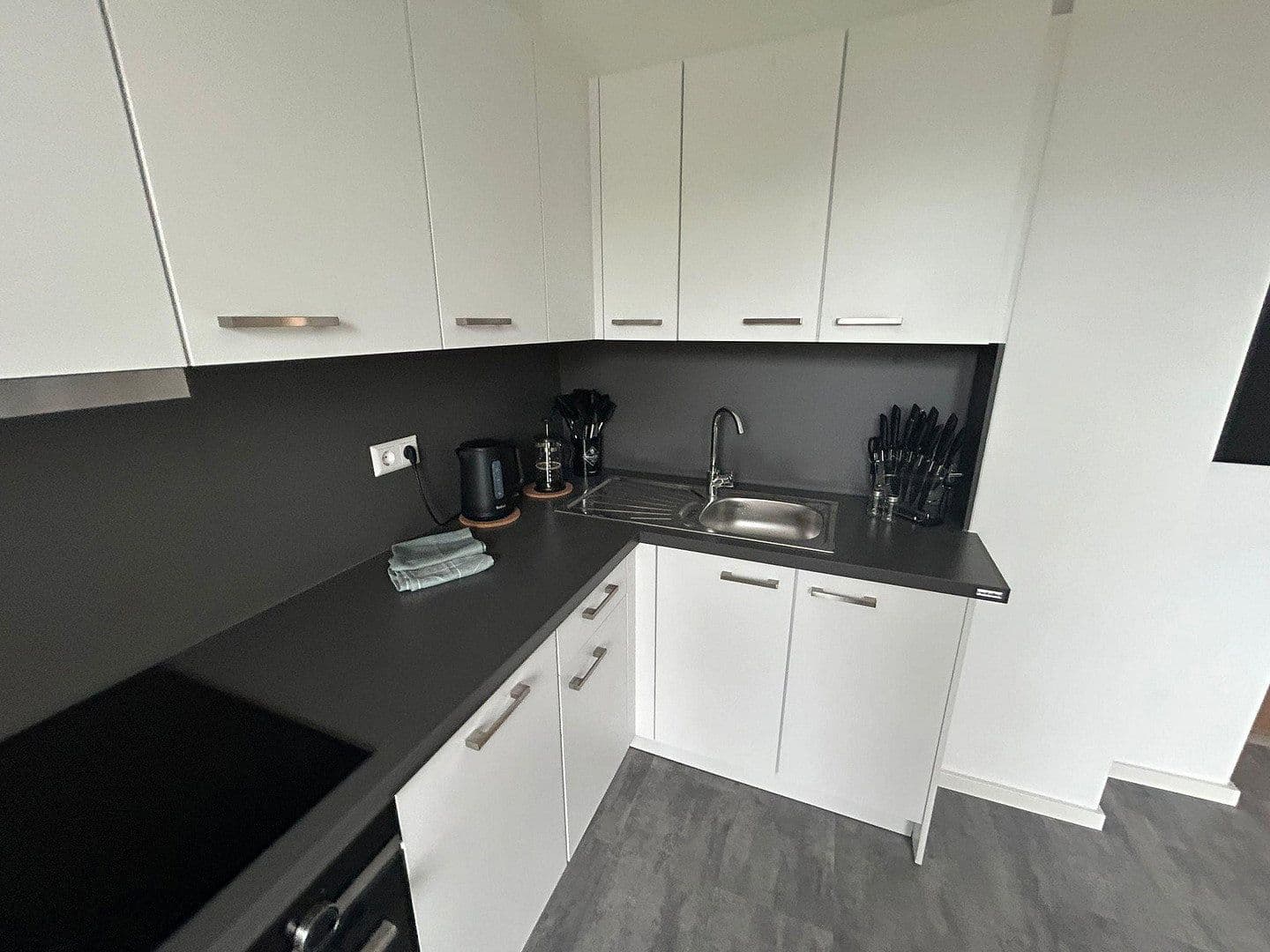 Pronájem bytu 2+1 63 m², Glienicker Weg 88, Berlin, Berlín Pronájem bytu 2+1 63 m², Glienicker Weg 88, Berlin, Berlín